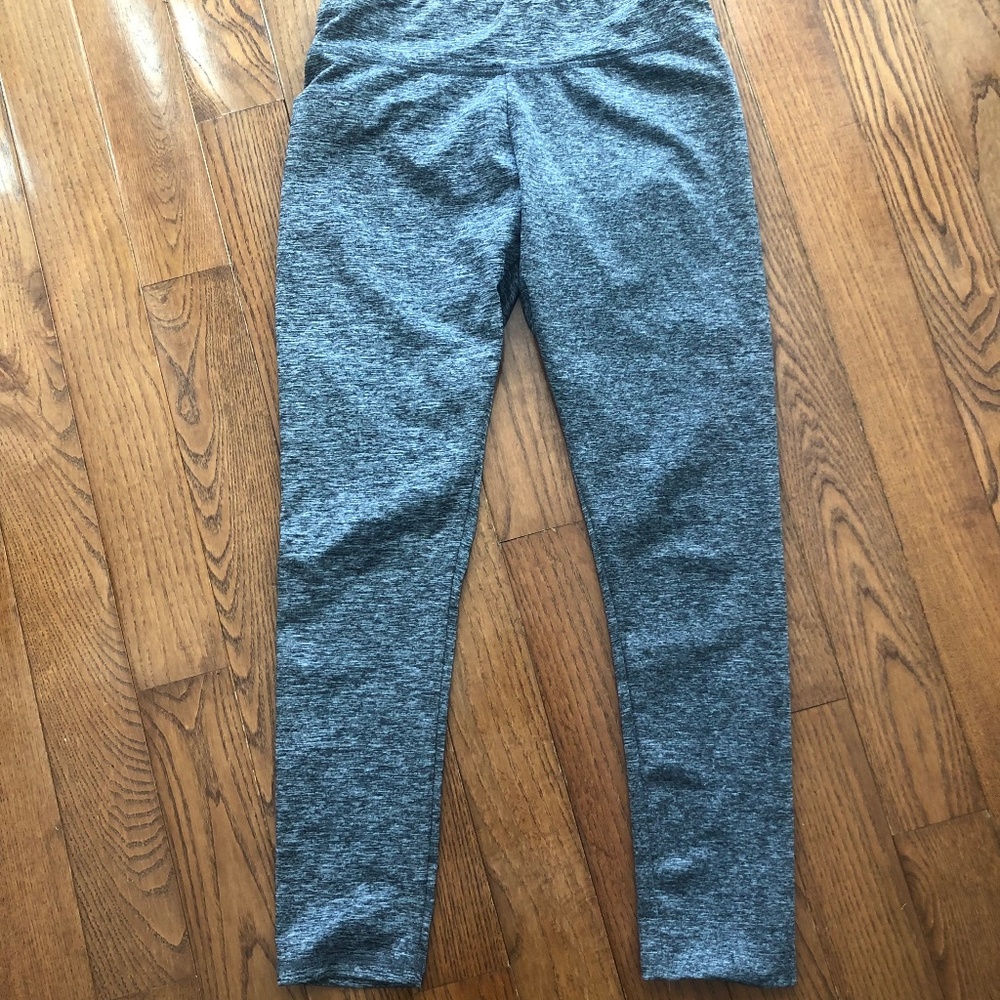 Knit & Stitch leggings